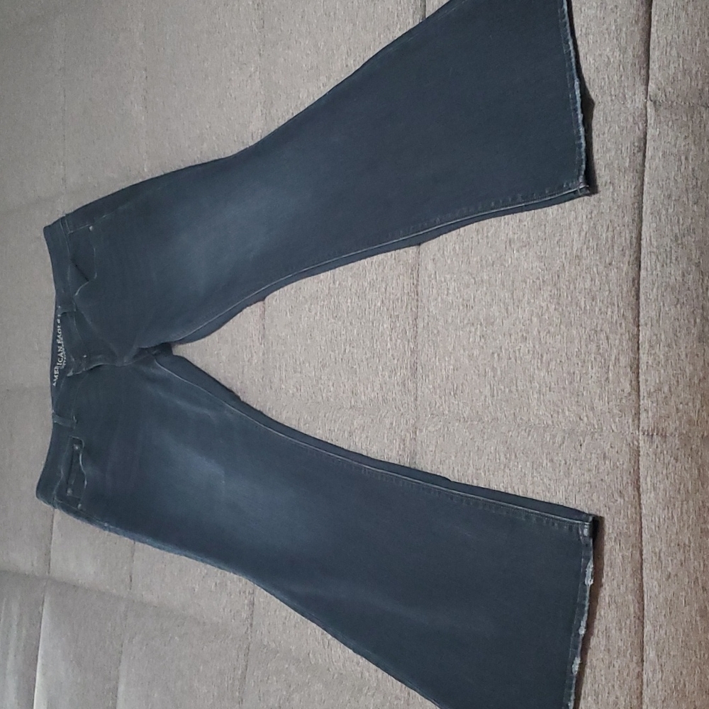 American Eagle Artist Flare size 16 long